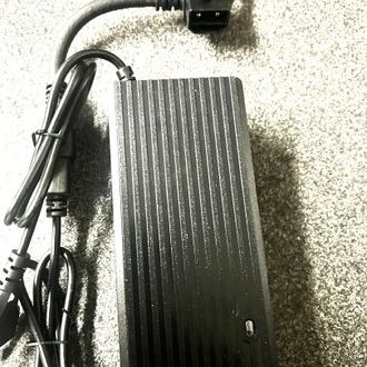 Ladegerät 60 V
