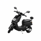 NEXT NX1 scooter électrique avec 25 km/h – version noire dans la vue inclinée de l'avant